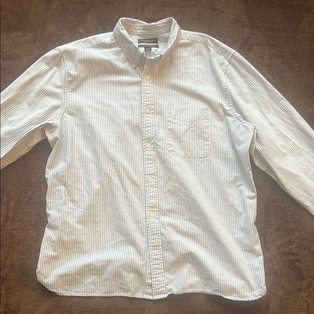 Banana Republic White and Gray Casual Button Down Shirt